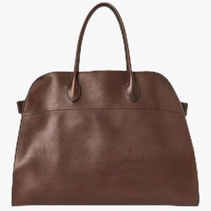 Sophisticated Brown Leather Tote